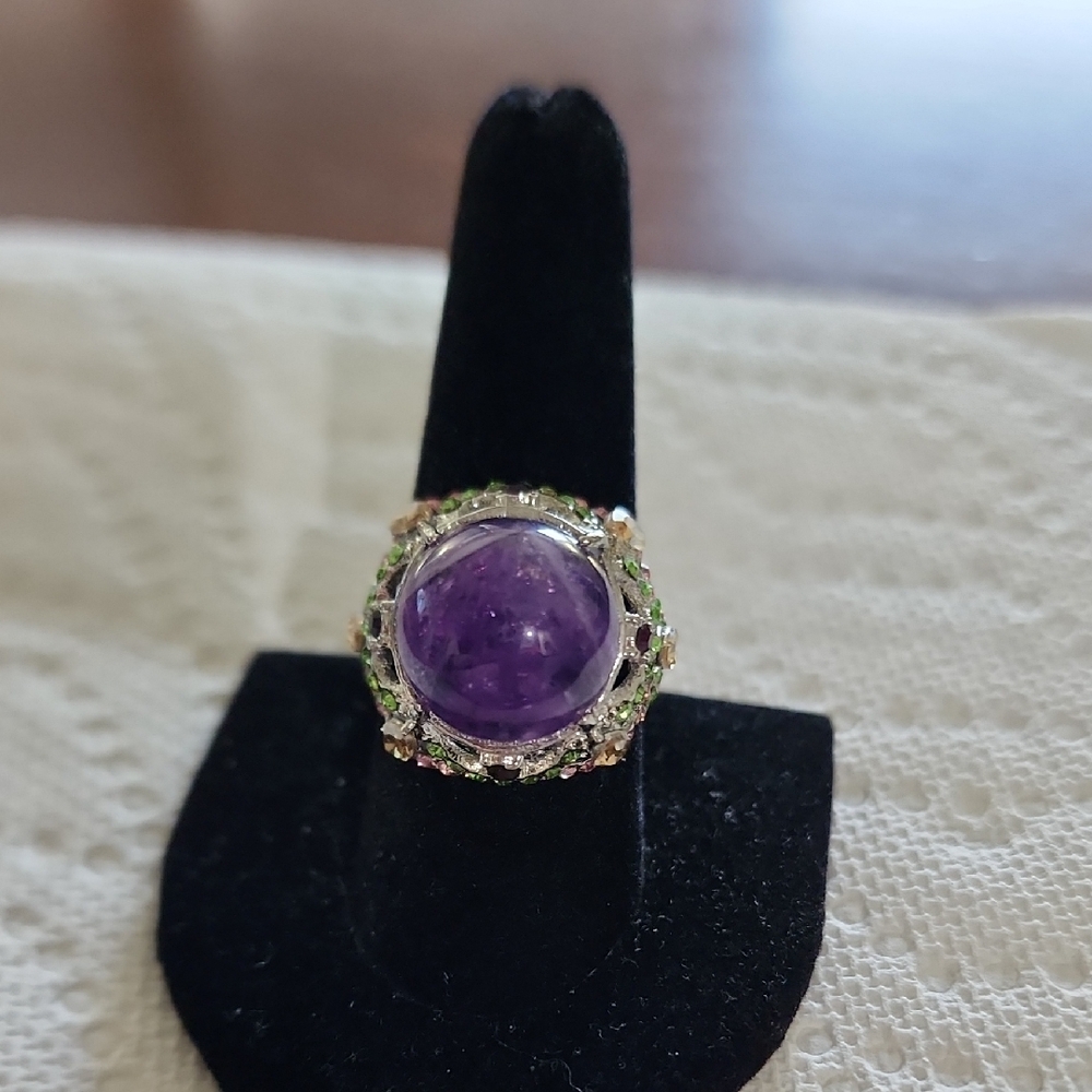 Elegant Purple Gemstone Ring
